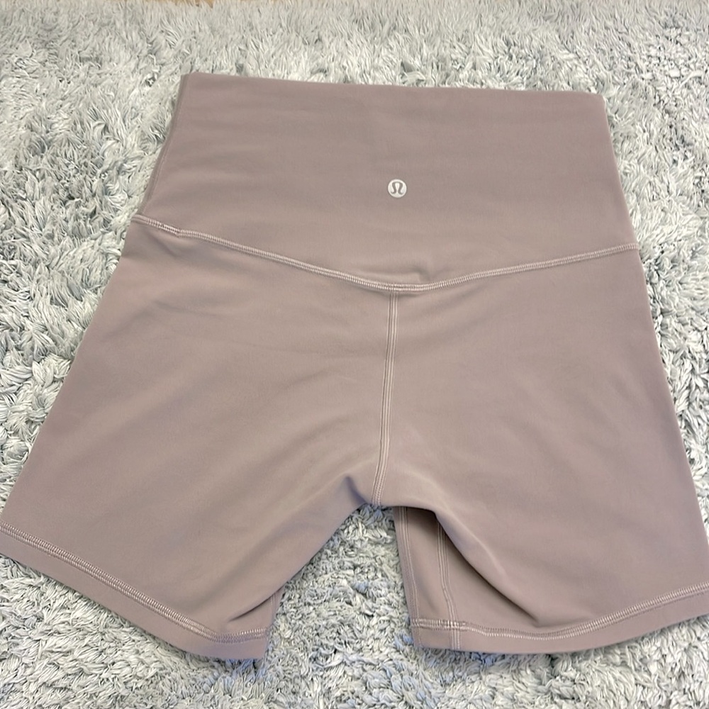 Lululemon align shorts 6” lavender